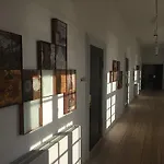 Vitskol Kloster فندق